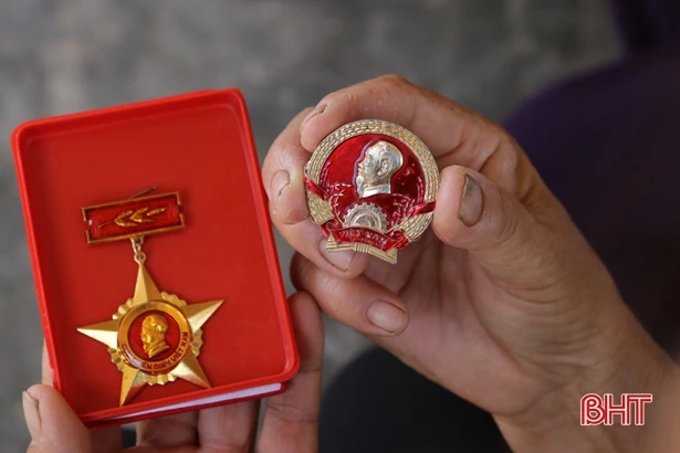 Cuộc gặp gỡ xúc động của những nữ dân quân gái Kỳ Phương anh hùng