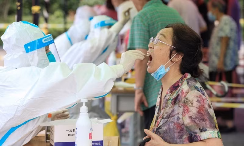 Trung Quốc xuất hiện đợt lây lan COVID-19 rộng nhất sau Vũ Hán