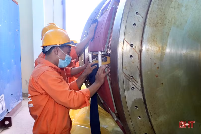 “Đón” nắng, đẩy nhanh tiến độ các công trình trọng điểm ở Vũ Quang