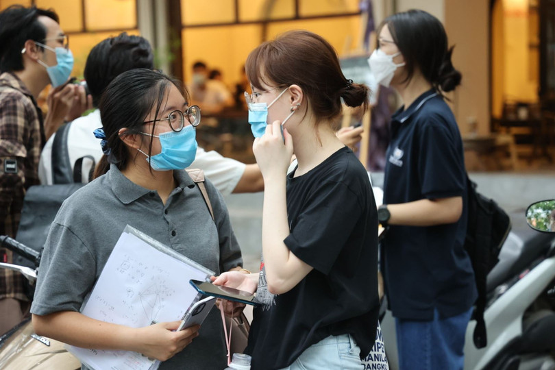 Bộ GD&ĐT chia sẻ về những “điểm lạ” trong phổ điểm thi tốt nghiệp THPT