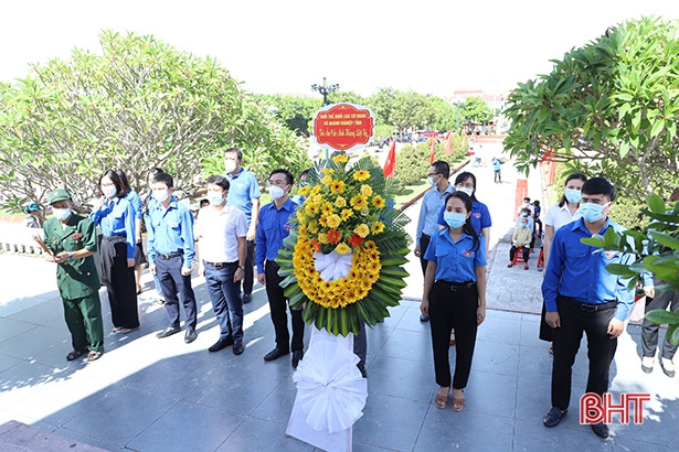 Đoàn Khối CCQ&DN Hà Tĩnh triển khai nhiều hoạt động tri ân ý nghĩa