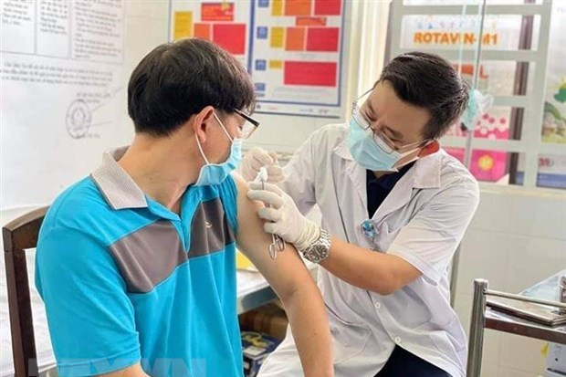 Các nhà sản xuất vaccine đang thu lợi khổng lồ từ COVID-19 hình ảnh 1 Các nhà sản xuất vaccine đang thu lợi khổng lồ từ COVID-19
