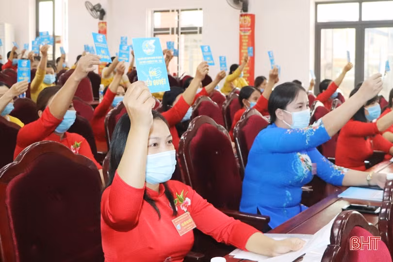 Bà Phạm Thanh Minh tái cử Chủ tịch Hội LHPN huyện Vũ Quang