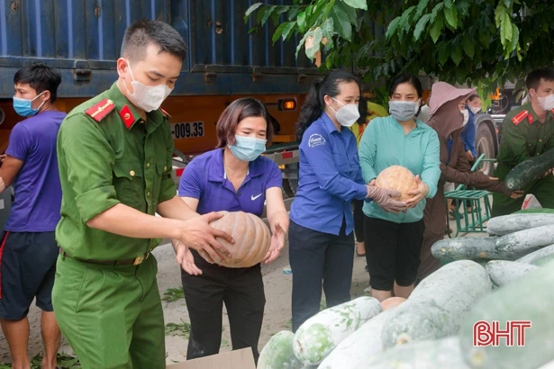 Hương Sơn tiếp tục chung tay hướng về đồng bào miền Nam