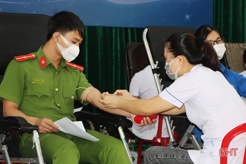 Cẩm Xuyên tổ chức ngày hội hiến máu tình nguyện