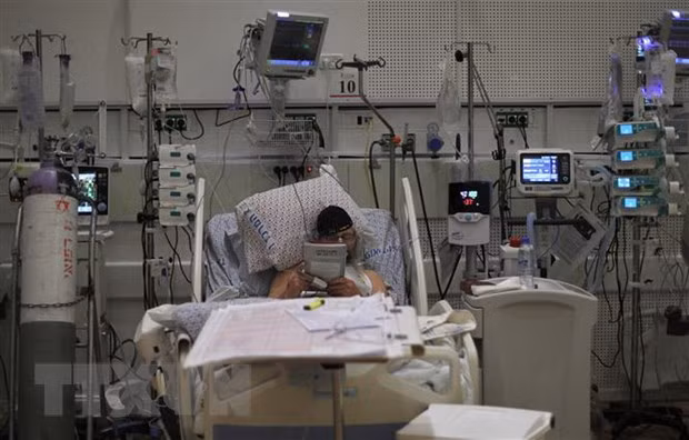 Chiến lược “ngăn chặn mềm” chống dịch COVID-19 ở Israel