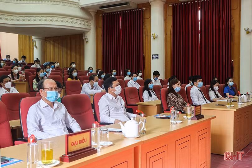 Trao 65 giải Cuộc thi Tìm hiểu 190 năm thành lập, 30 năm tái lập tỉnh” ngành GD&ĐT Hà Tĩnh