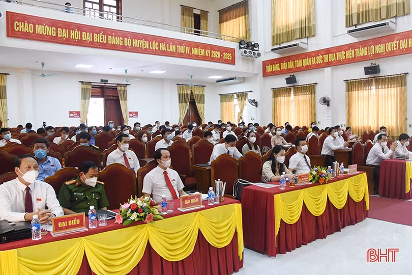 HĐND huyện Lộc Hà bàn giải pháp thực hiện nhiệm vụ trong điều kiện dịch COVID-19