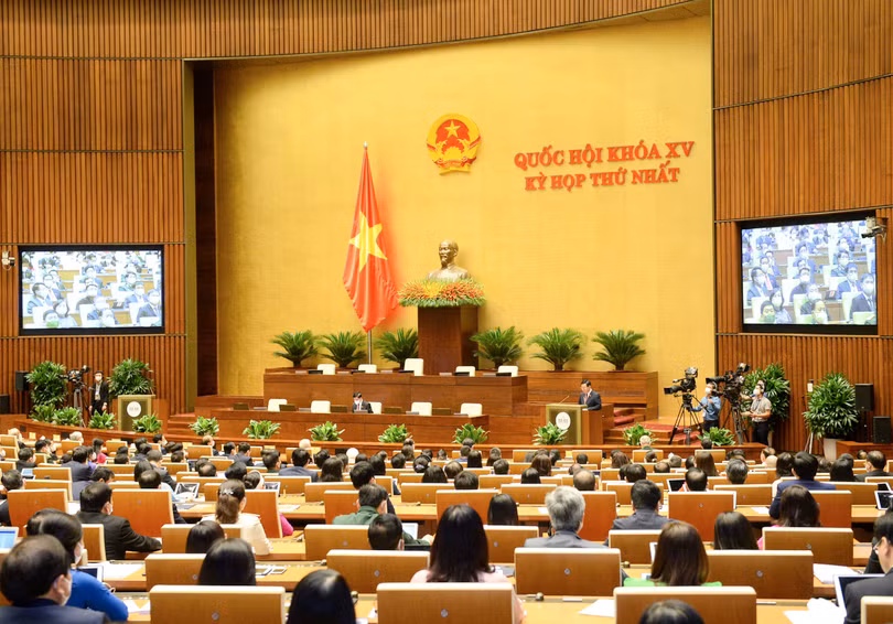 Quốc hội thông qua Nghị quyết về Kế hoạch phát triển kinh tế - xã hội 5 năm