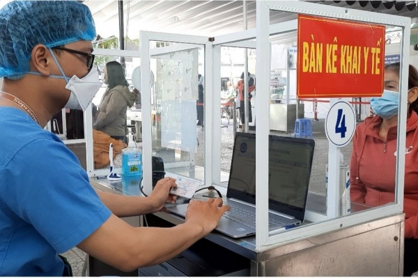 Bộ Y tế hỏa tốc đề nghị các địa phương huy động y tế tư nhân tham gia phòng chống dịch COVID-19