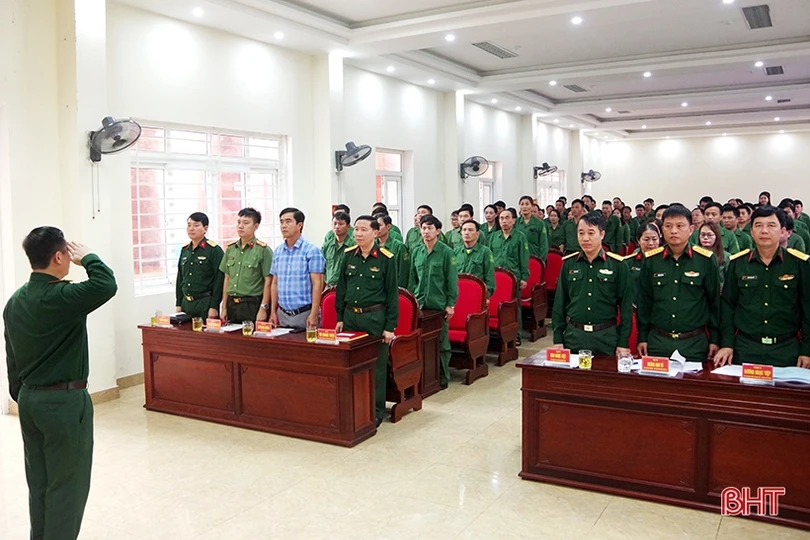 Bồi dưỡng kiến thức quốc phòng - an ninh cho cán bộ chủ chốt cấp huyện, xã