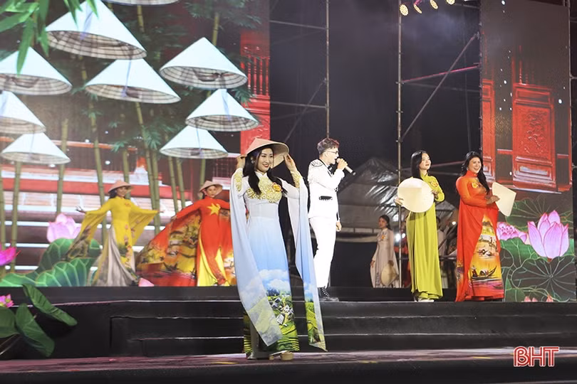 Phụ nữ Hà Tĩnh tích cực quảng bá hình ảnh quê hương