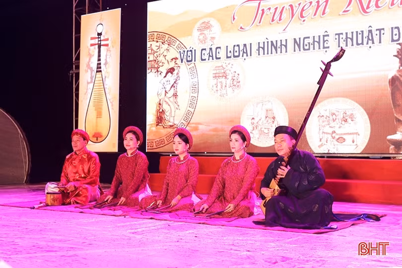 Hà Tĩnh khai mạc Tuần Văn hóa Nguyễn Du