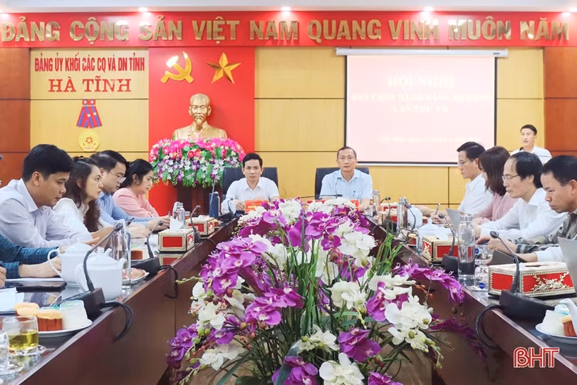 Đảng bộ Khối CCQ&DN tỉnh Hà Tĩnh nỗ lực thực hiện các nhiệm vụ trọng tâm