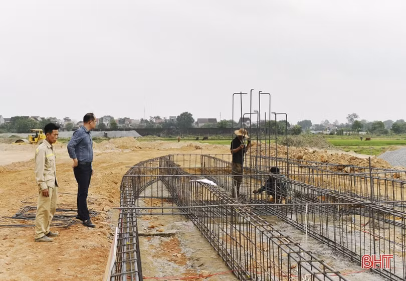 Đẩy nhanh tiến độ, đảm bảo chất lượng công trình trọng điểm ở TX Hồng Lĩnh