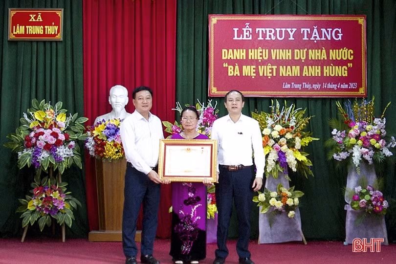 Truy tặng danh hiệu Mẹ Việt Nam Anh hùng cho mẹ Nguyễn Thị Đôi