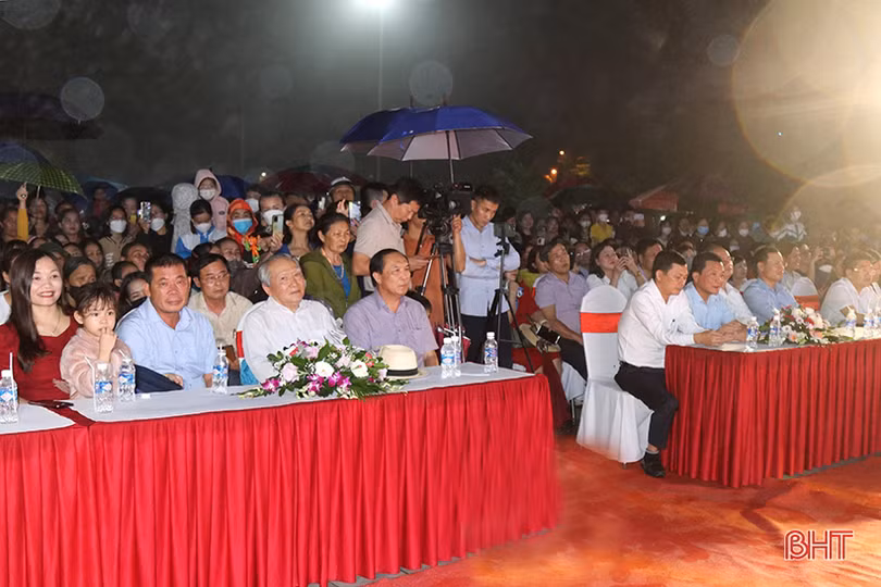 Hà Tĩnh khai mạc Tuần Văn hóa Nguyễn Du