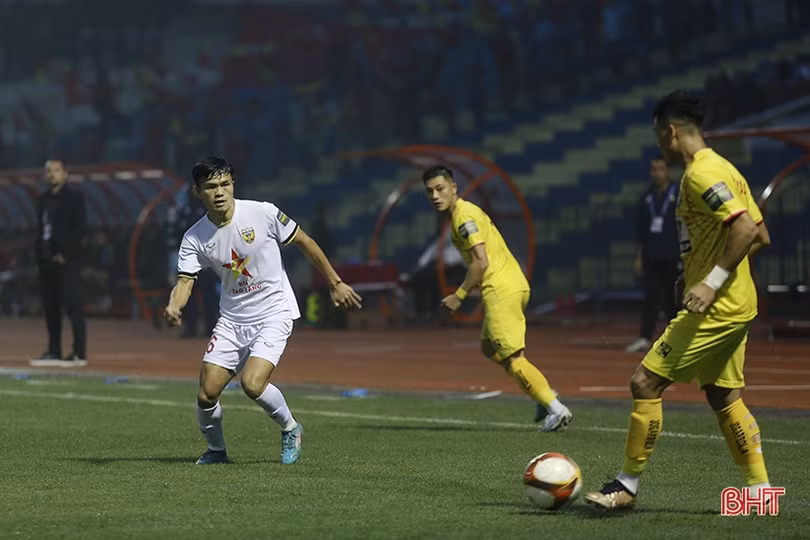 Xốc lại tinh thần, Hồng Lĩnh Hà Tĩnh sẵn sàng đón tiếp Thanh Hóa