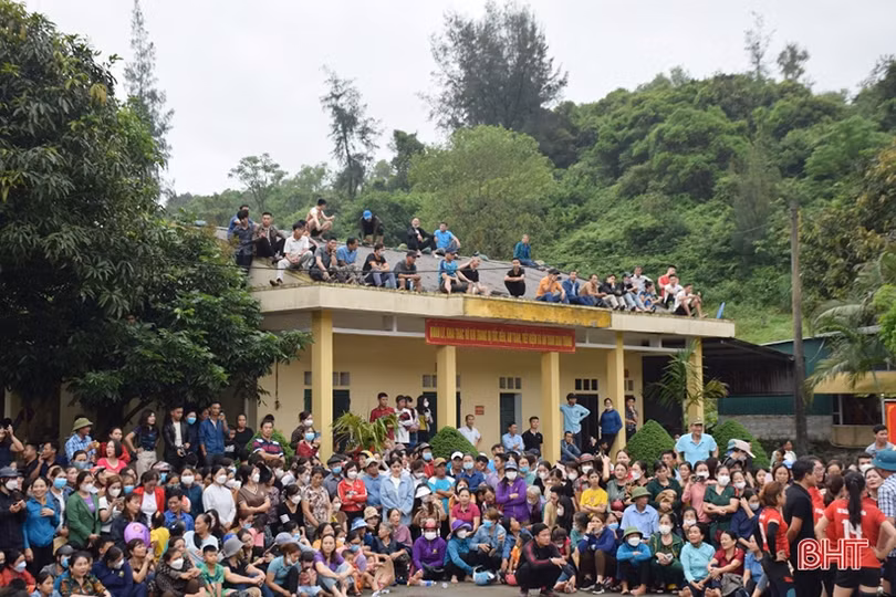 Hấp dẫn Giải Bóng chuyền nữ huyện Cẩm Xuyên