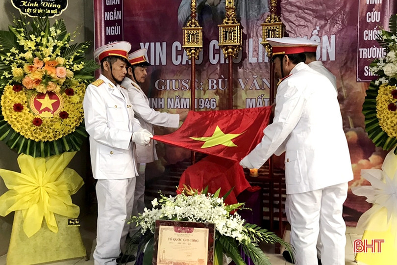 Đưa hài cốt liệt sỹ về đất mẹ Nghi Xuân sau gần 56 năm thất lạc