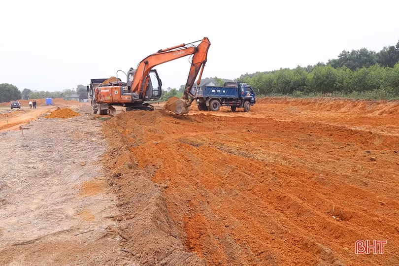 Hà Tĩnh bắt đầu xây dựng các khu tái định cư cao tốc Bắc - Nam