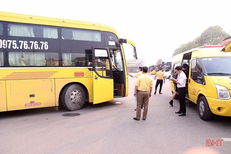 Khan vé về Hà Tĩnh, hiếm vé đi các tỉnh, thành dịp nghỉ lễ 30/4