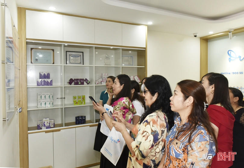 Dr. Marie khai trương phòng khám sản phụ khoa tại Hà Tĩnh