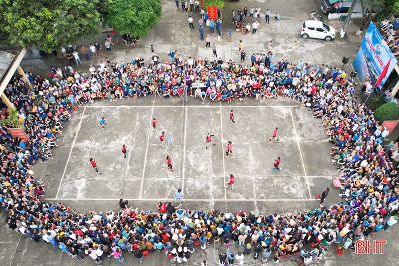 Hấp dẫn Giải Bóng chuyền nữ huyện Cẩm Xuyên