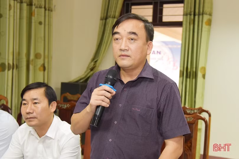 Nghe báo cáo đồ án quy hoạch chung thị trấn Lộc Hà và vùng phụ cận 