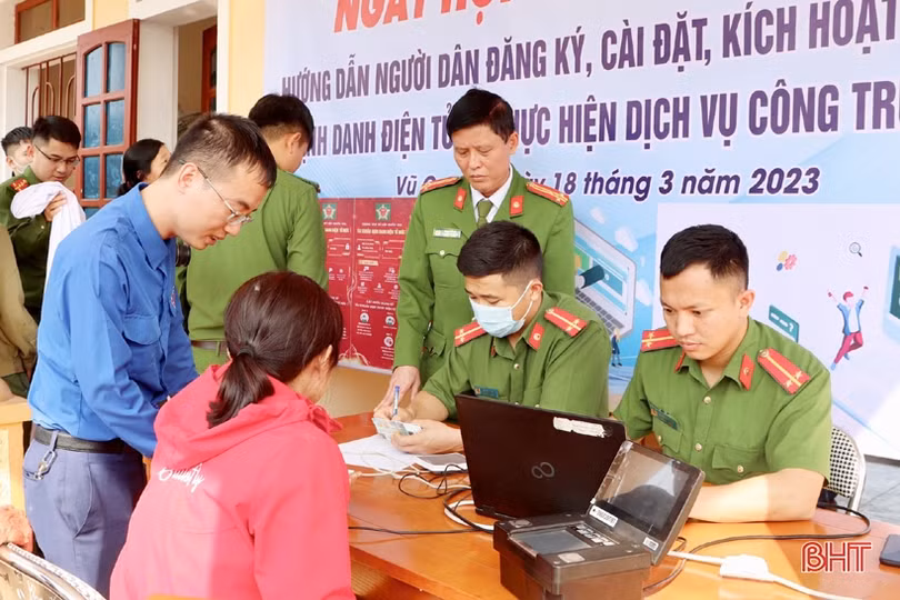 Hình thành thói quen sử dụng căn cước công dân trong khám, chữa bệnh