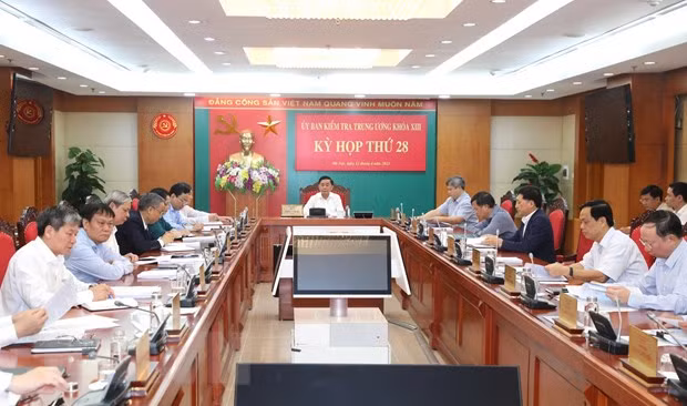 Cảnh cáo Ban Cán sự đảng UBND tỉnh Lào Cai nhiệm kỳ 2011-2016