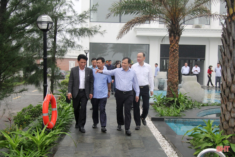 Tổng duyệt chương trình nghệ thuật khai trương du lịch biển Hà Tĩnh