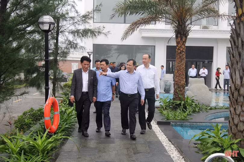 Tổng duyệt chương trình nghệ thuật khai trương du lịch biển Hà Tĩnh