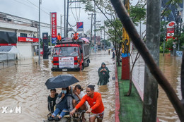 Bão Bebinca hoành hành Philippines, ít nhất 6 người thiệt mạng