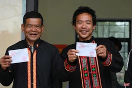 Hà Tĩnh đạt 98,45% cử tri tham gia bỏ phiếu, tính đến 15h