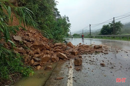 Rà soát vùng ven sông, suối có nguy cơ ngập lụt, sạt lở đất để chủ động phòng tránh