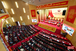 Đại hội đại biểu Đảng bộ Hà Tĩnh tiếp tục tham luận