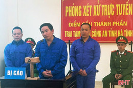 Bán heroin cho 2 người đang cai nghiện, lĩnh 8 năm tù