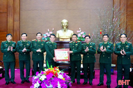 Tư lệnh Bộ đội Biên phòng chúc Tết cán bộ, chiến sĩ LLVT Hà Tĩnh