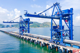Thực hiện hiệu quả các nghị quyết của Bộ Chính trị: Tạo đà bứt phá!