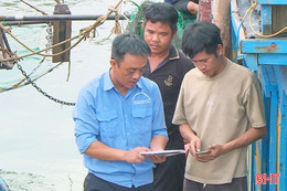 Hà Tĩnh có 3.967 tàu cá được cấp giấy phép khai thác thủy sản