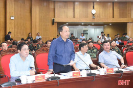 Thủ tướng họp với lãnh đạo Hà Tĩnh và 3 tỉnh Bắc Trung bộ về khẩn cấp ứng phó bão số 5