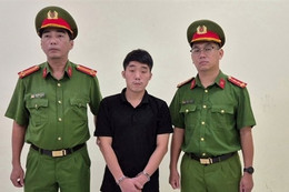 Bắt tạm giam chủ tài khoản TikTok "Dù Bầu Trời" về hành vi lợi dụng các quyền tự do dân chủ