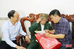 Chung tay ủng hộ nguồn lực cho Quỹ "Đền ơn đáp nghĩa" tỉnh Hà Tĩnh
