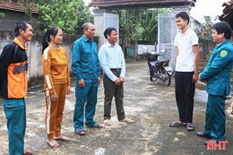 Khát vọng cống hiến từ những lá đơn tình nguyện nhập ngũ của thanh niên Hà Tĩnh