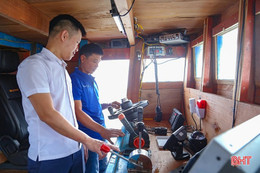 Tỷ lệ tàu cá Hà Tĩnh có giấy phép khai thác thủy sản hợp lệ đạt 99,85%