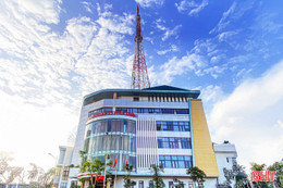 Báo và phát thanh, truyền hình Hà Tĩnh giành "cú đúp" Giải Búa liềm Vàng Trung ương