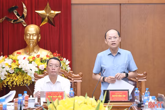 Tập trung tháo gỡ khó khăn, đẩy nhanh giải ngân vốn đầu tư công