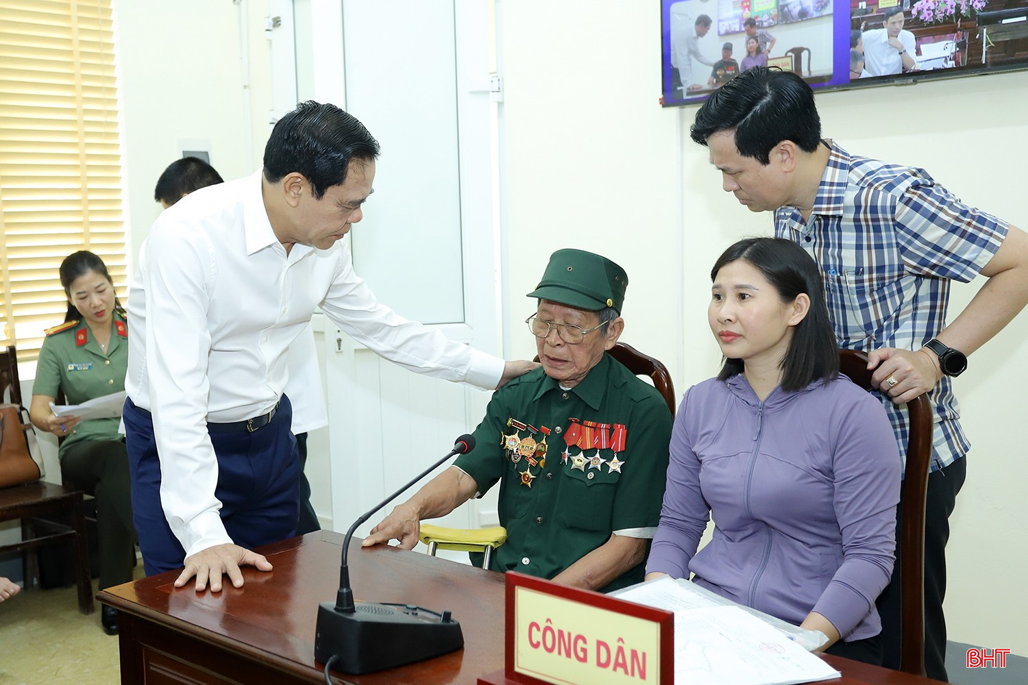  bqbht_br_chu-tich-tinh-tiep-cong-dan-10.jpg