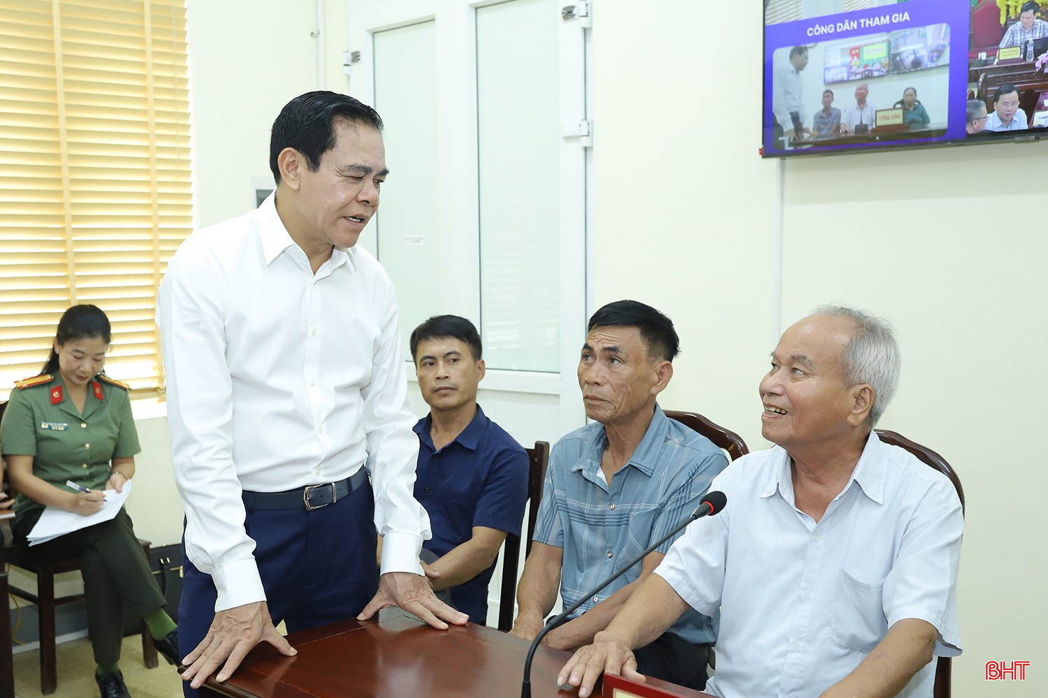 bqbht_br_chu-tich-tinh-tiep-cong-dan-8.jpg